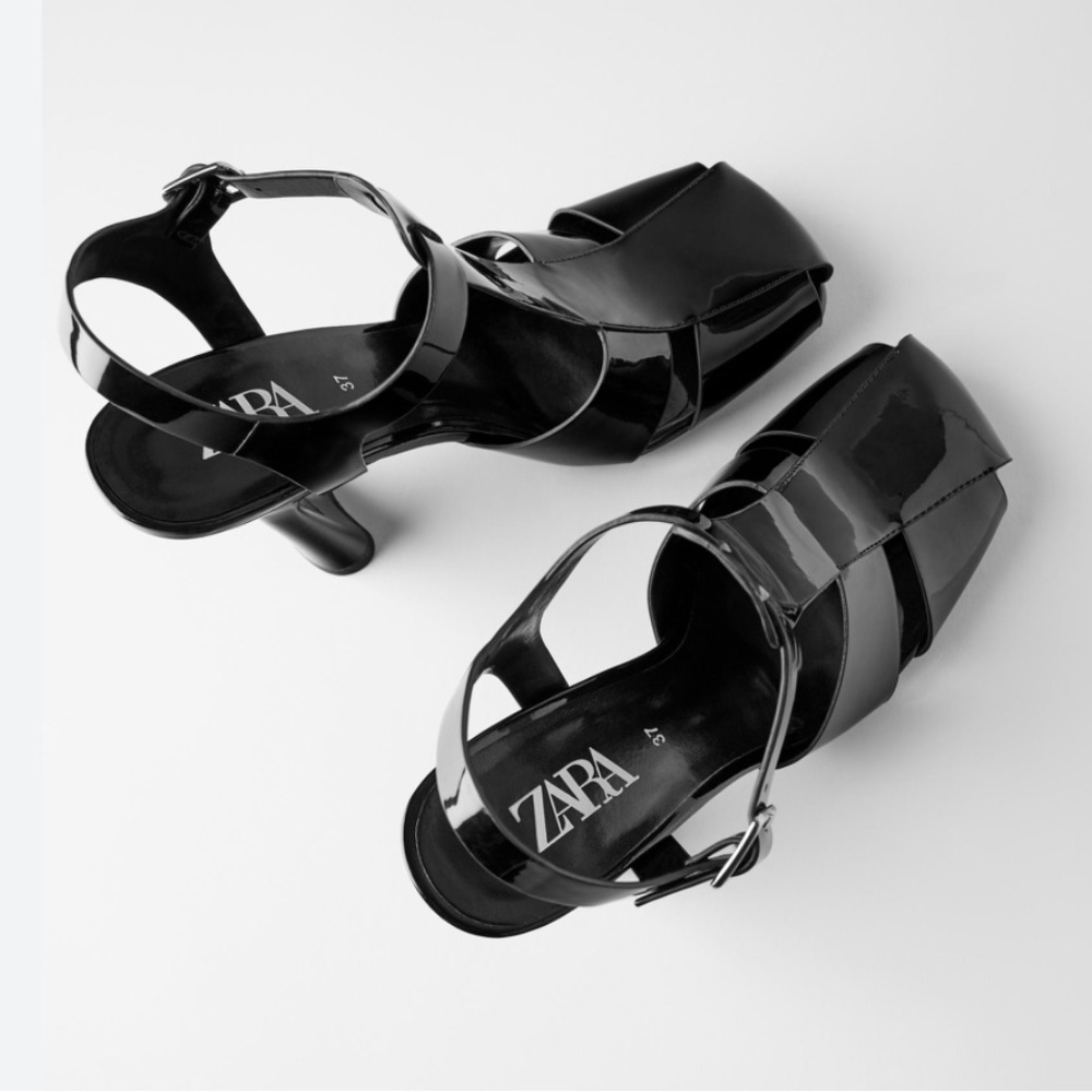 Zara Women's Glossy Black Heels size 6 1/2